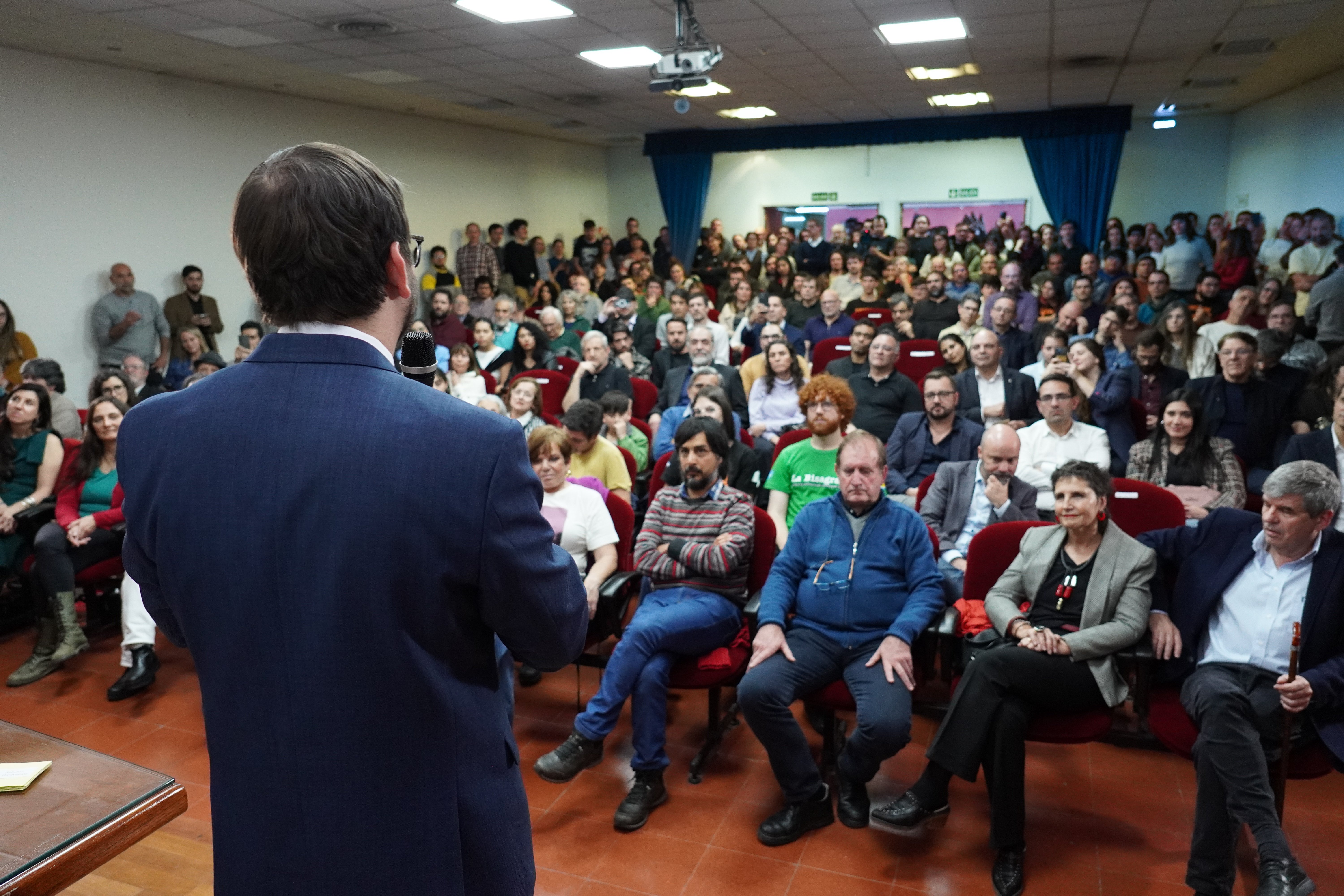 Presentación Pedro Pérez